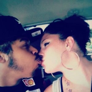 Meet your Posher, Rae